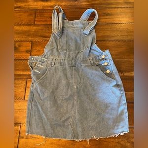 Size M, Amazon Jean overall dress